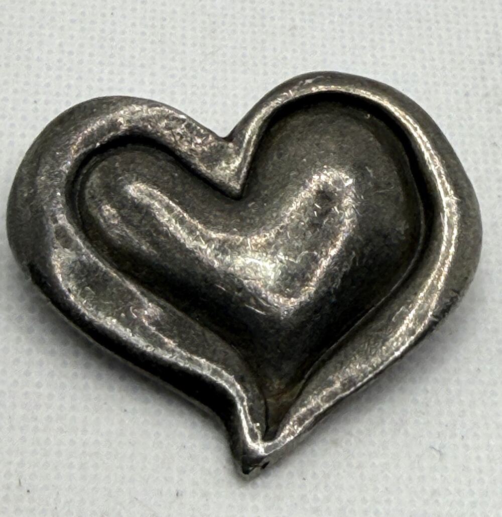 Vintage Hutton Pewter Heart Brooch Pin Signed Solid Metal USA Made 1.5x1.5"